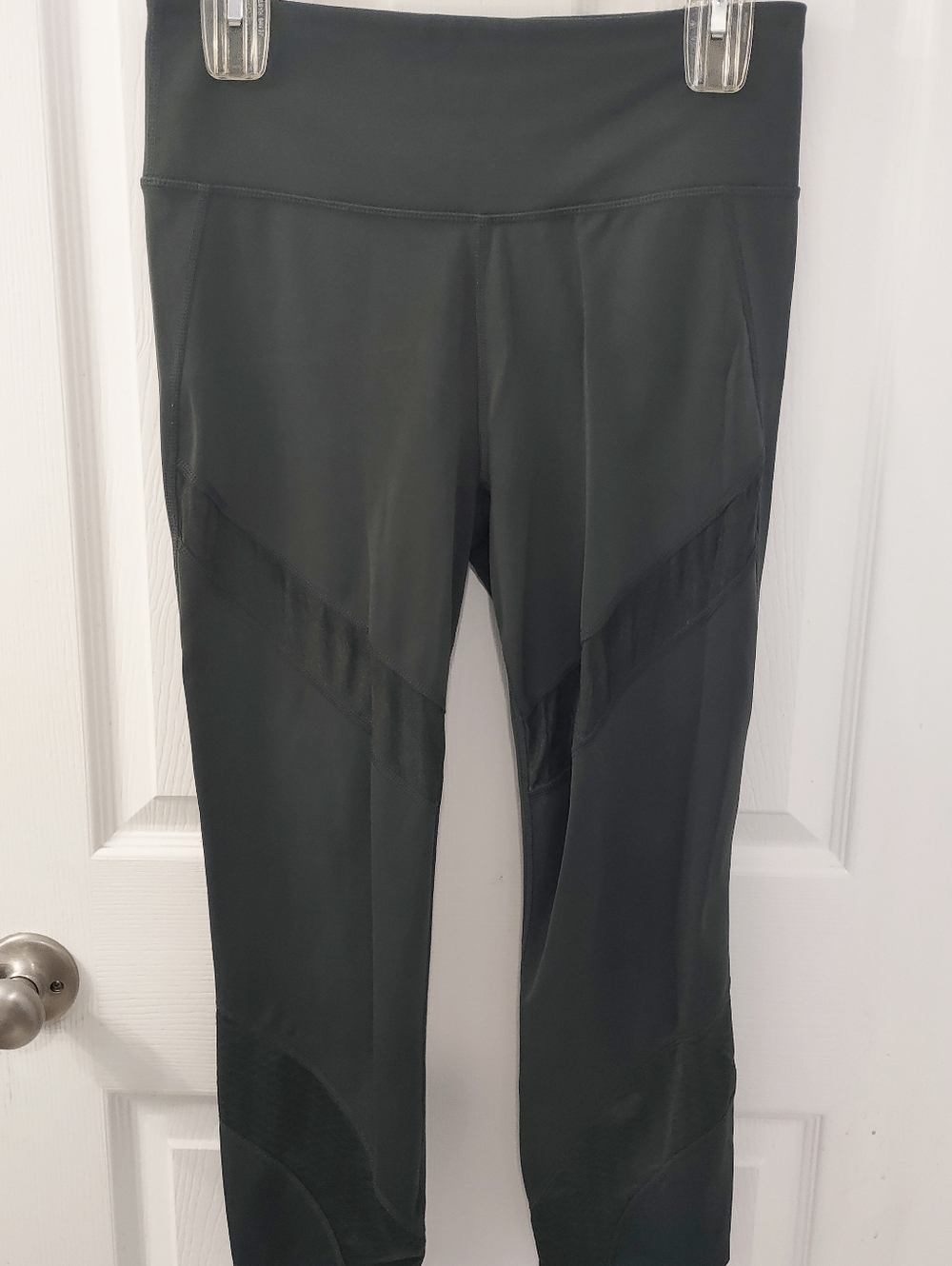 Avia Forest Green Cropped Mesh Panel High Rise Leggings Size M